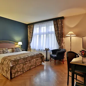 4* Otel Elysee
