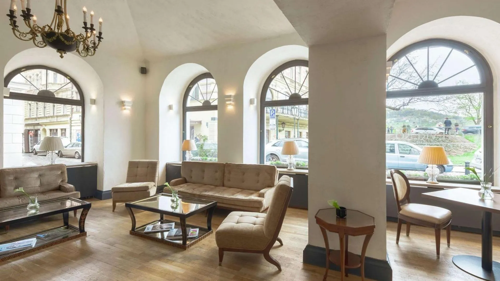Hotel The Mozart Praga 5*,